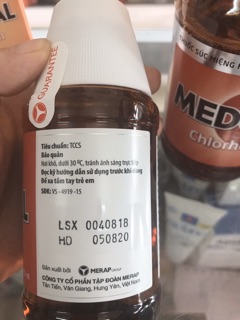 Nước súc miệng Medoral