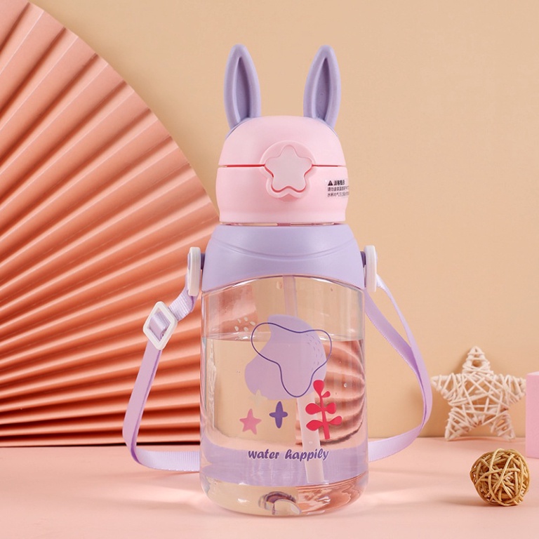 (có hình thật) Z0870 Bình nước PP tai thỏ cute 750ml có ống hút cho bé đi học tặng kèm sticker và charm