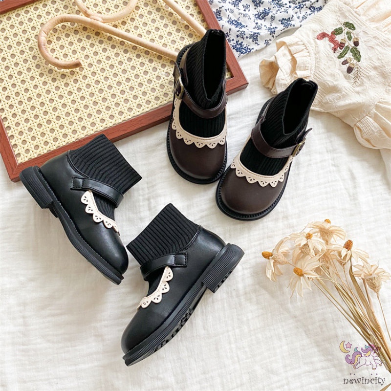 Giày bốt da đế mềm mũi tròn chống trượt xinh xắn dành cho bé