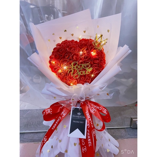 Hoa sinh nhật-quà 20/10: bó hoa hồng tim kết hợp vương miệng tặng kèm đèn nháy và thiệp
