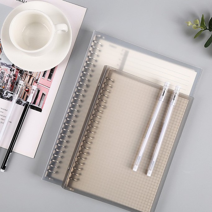 Sổ Còng Binder Bìa Nhựa A5 Kèm 60 tờ giấy dày dặn/ Notebook thích hợp làm bullet journal, planner, chi chép...