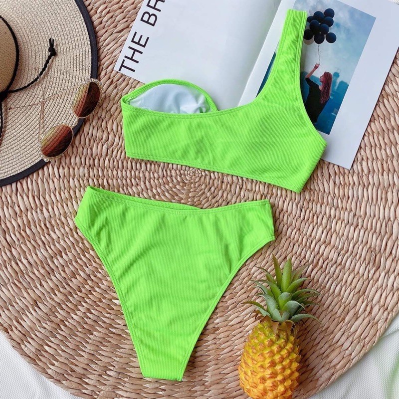 [BKN643] <ÂU> SET BIKINI LỆCH VAI KHUY TRÒN VẢI GÂN ĐEN/XANH NEON (CẠP CAO) | BigBuy360 - bigbuy360.vn