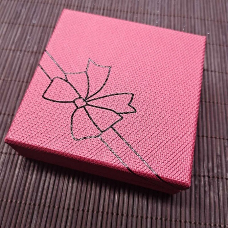 Hộp giấy vuông đỏ nơ đựng nhẫn - Hàng dày, đẹp