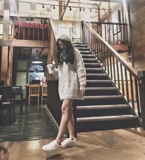 Áo len cổ lọ