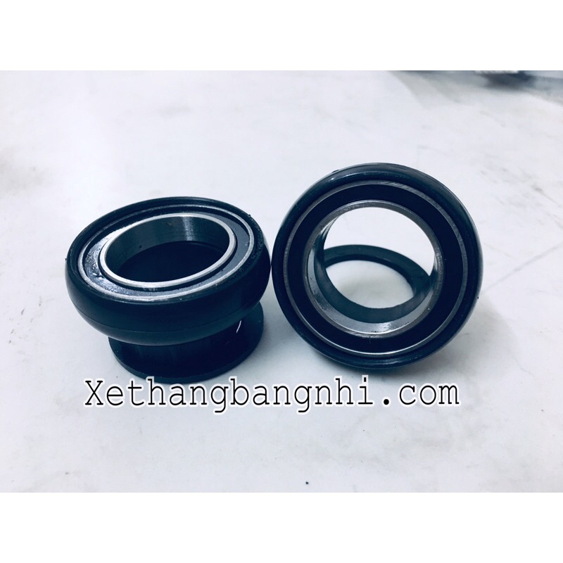 Chén cổ xe thăng bằng