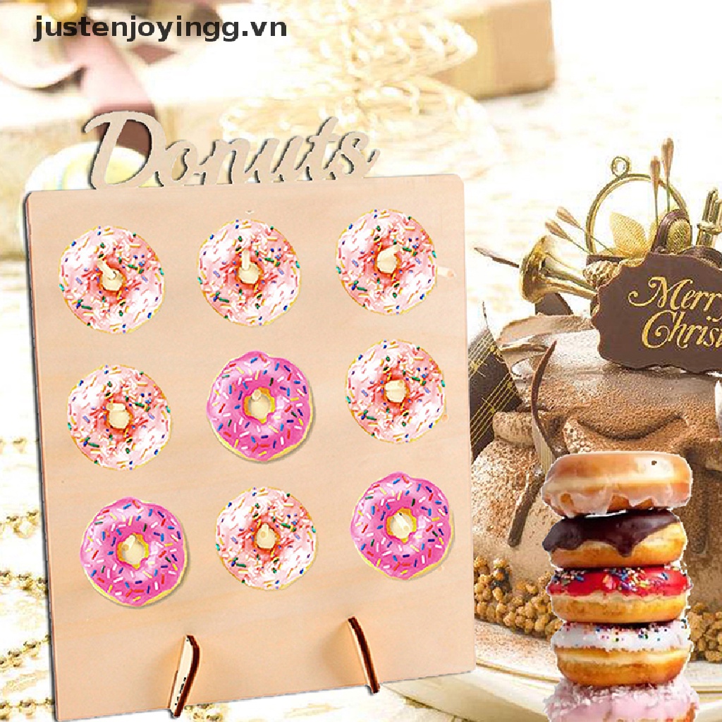 Kệ gỗ Để Bánh Donut Cho Tiệc Cưới