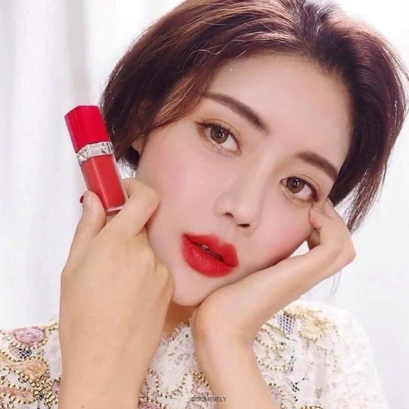 Son Kem Dior Rouge Ultra Care Liquid Màu 999 Bloom