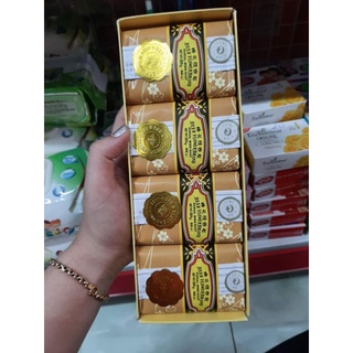 Xà Bông trầm đàn hương Con Ong & Bee flower 125gram/cục