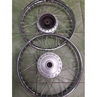 Bộ bánh căm apha .đã dọn lại đẹp .niền u.