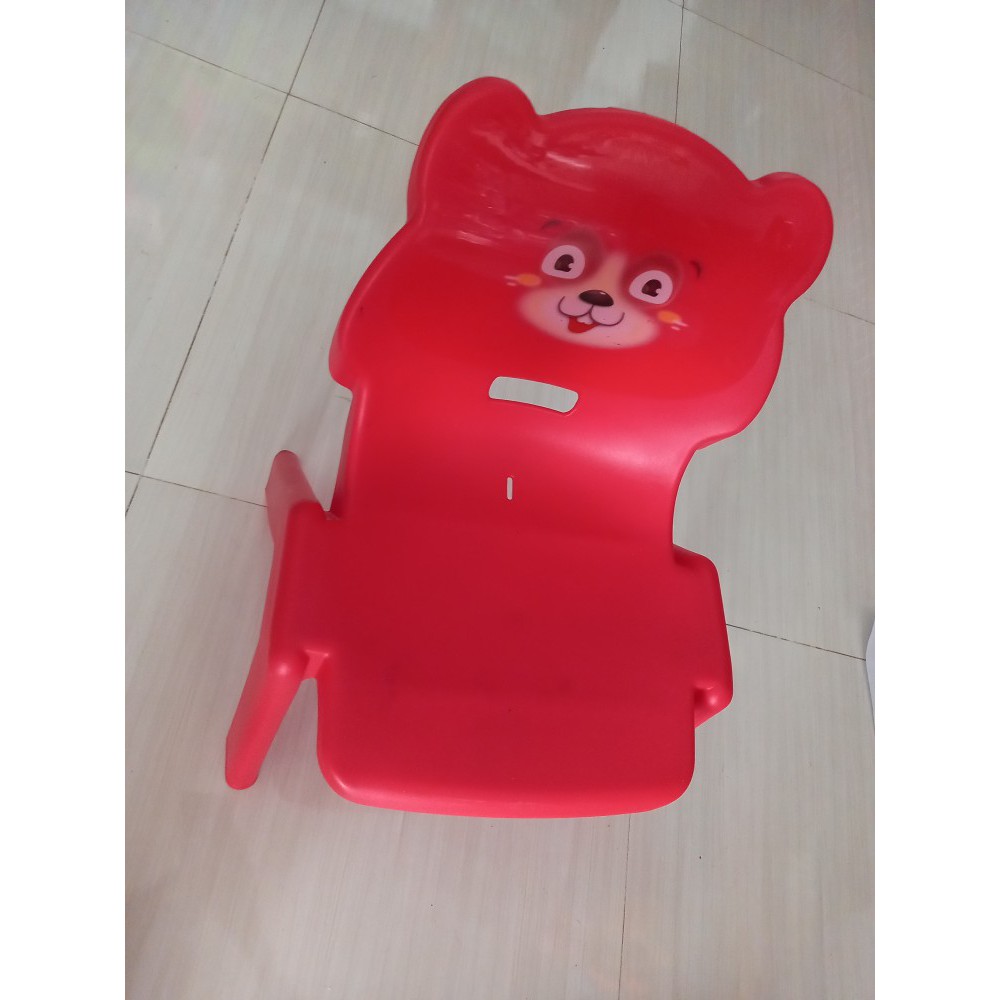 Ghế Ngồi Em Bé Mẫu Giáo Duy Tân