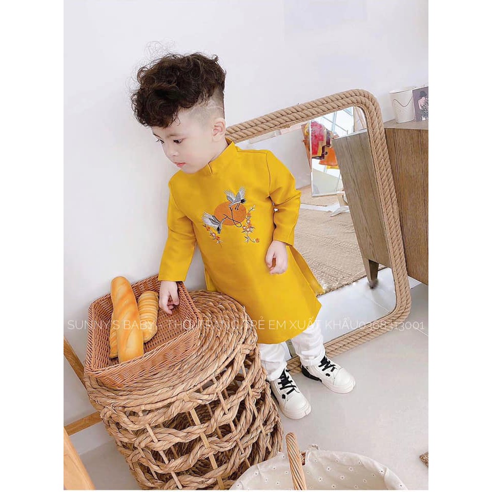 Áo dài thêu hạc cho bé trai