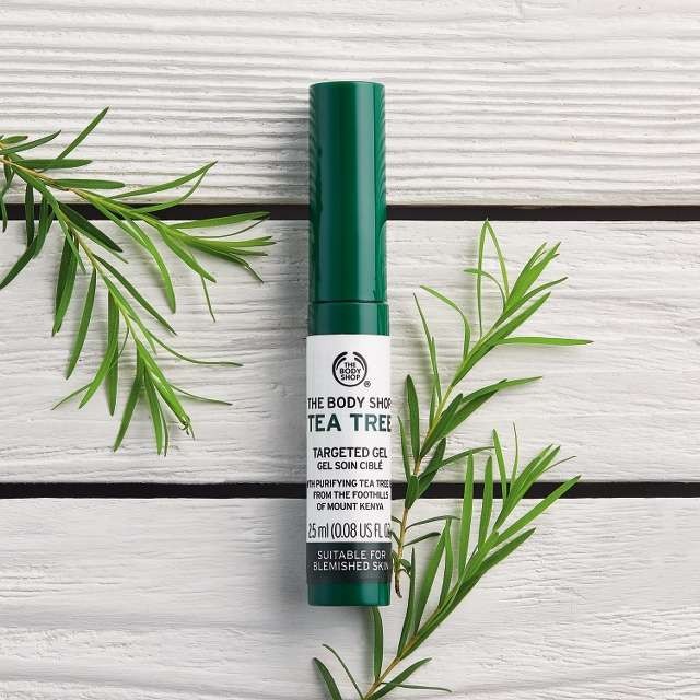 Gel Chấm Mụn The Body Shop Tea Tree Targeted Gel 2.5ml