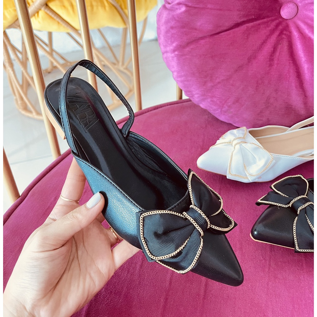 Sandal đế bệt mũi nhọn nơ vải viền xích nhỏ cực xinh