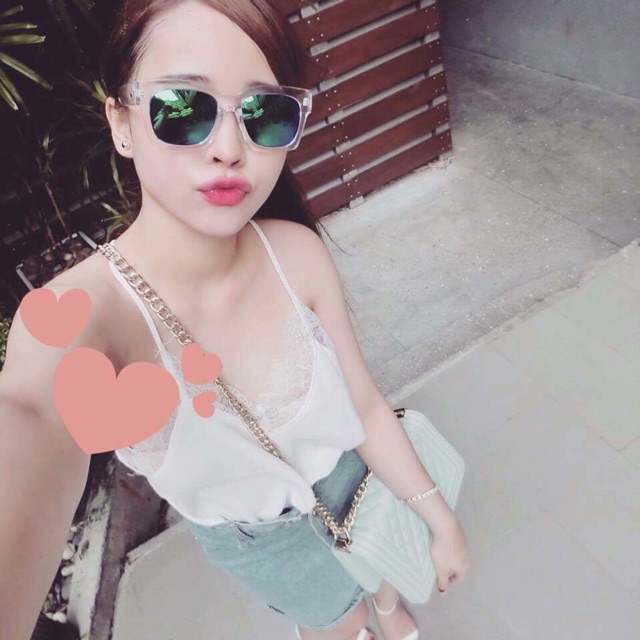 Kính V trong suốt gương bản tO form lớn .