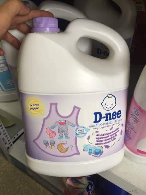 Nước giặt quần áo em bé D-Nee 3000ML