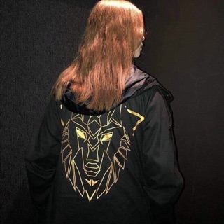Áo Khóa Con Sói Unisex