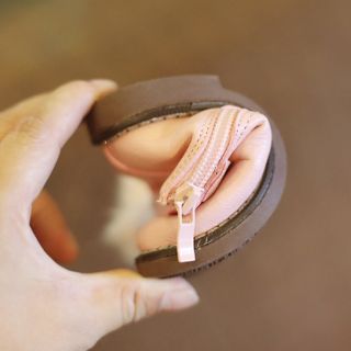 Bost cổ ngắn bé gái