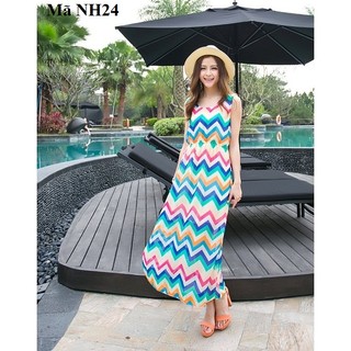 Thướt tha, nữ tính với váy - đầm dài đi biển NH24