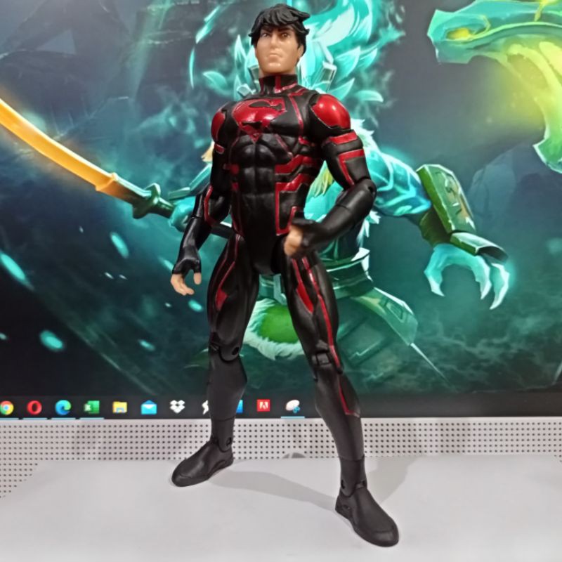 Mô Hình Nhân Vật Superboy Trong Dc Collection The 52