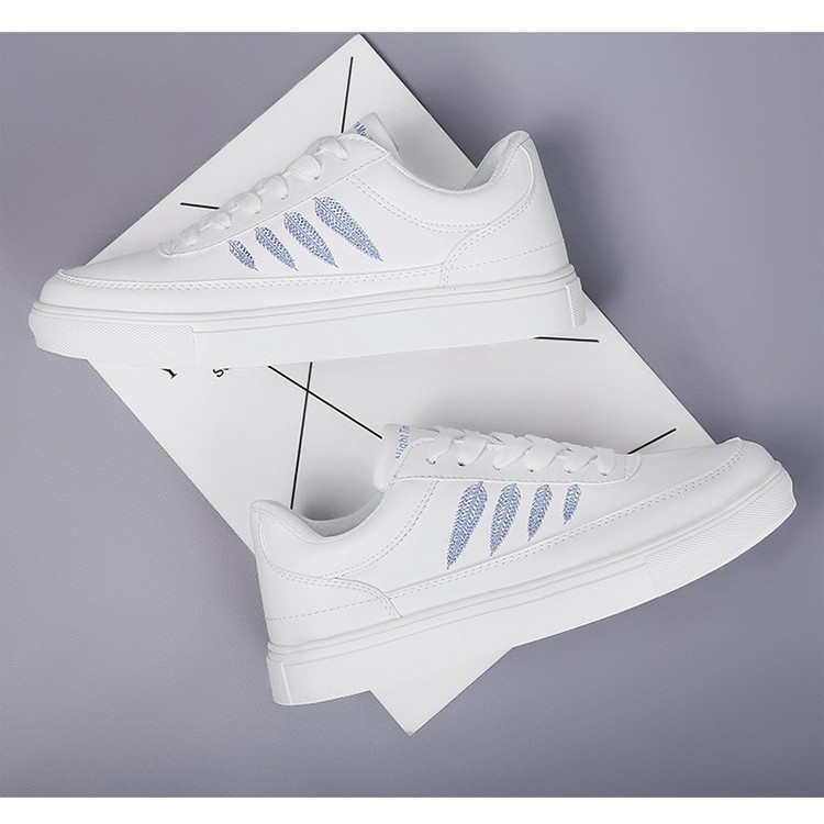 Giày sneaker nữ trắng hình 3 chiếc lá