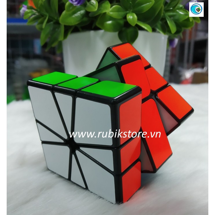 Đồ chơi Rubik biến thể 6 mặt Square 1 QiYi X-Man Volt Square -1 V2 Half Magnetic Black/Yellow White