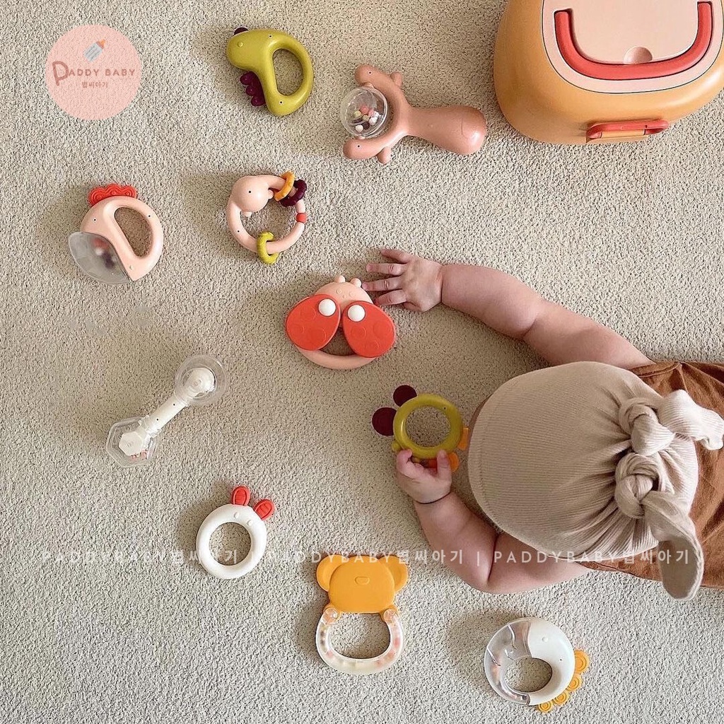 Bộ đồ chơi xúc xắc kiêm gặm nướu Happy Play Korea cho bé