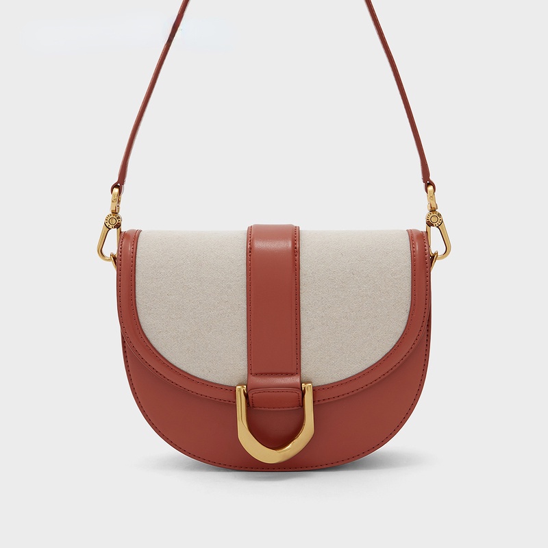 Charles and KEITH CK2-80781412 Túi Yên Ngựa Kim Loại Lớn Cầm Tay Phong Cách retro