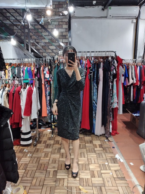Đầm sequen nhũ dúm eo
