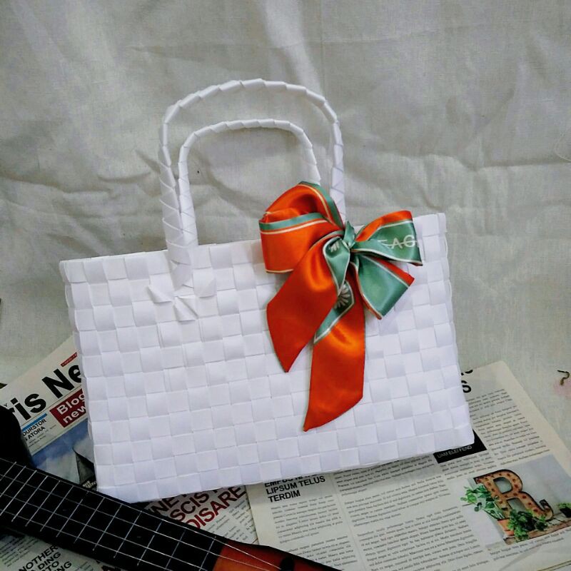 Túi xách đan dành cho nữ