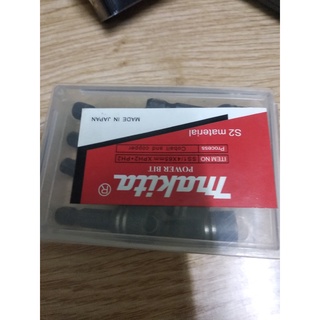 Đầu vít bắn tôn Makita 8x42mm