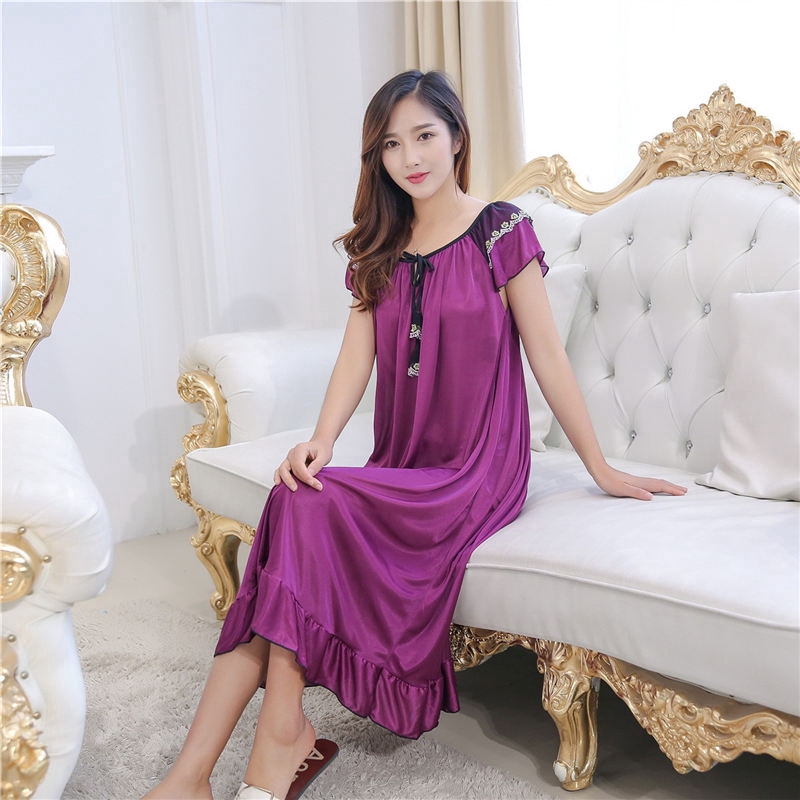 Đầm ngủ vải satin dáng dài phong cách quyến rũ cho nữ