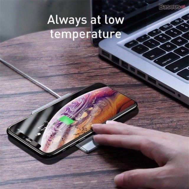 Đế sạc nhanh không dây siêu mỏng Baseus Card Ultra-thin Wireless Charger (15W, 0.3cm Portable Card Design, Qi Wireless