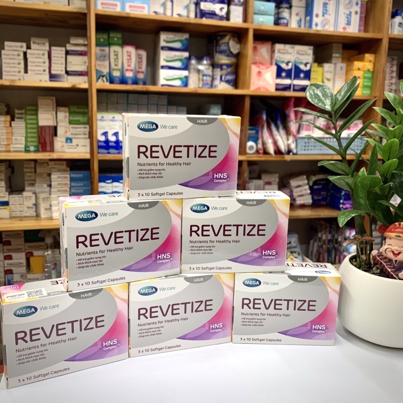 - REVETIZE Mega We Care Hỗ Trợ Giảm Rụng Tóc, Kích Thích Mọc, Giúp Tóc Chắc Khỏe