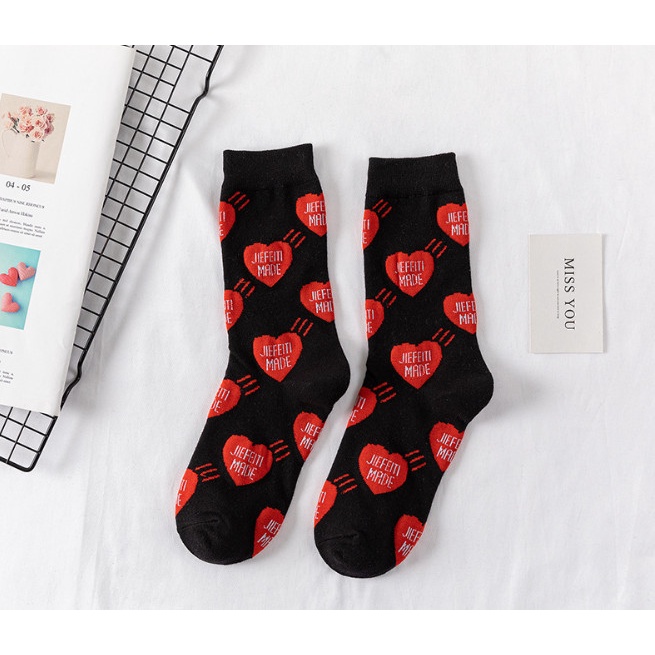 Vớ Tất nữ hình trái tim phong cách Hàn Quốc siêu dễ thương và xinh xắn.