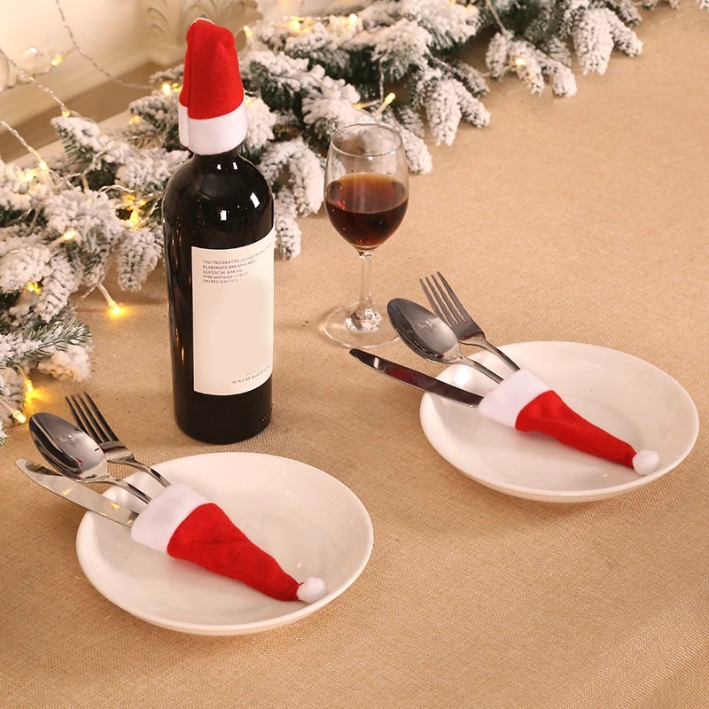 Túi Đựng Muỗng Nĩa Hình Nón Ông Già Noel Mini