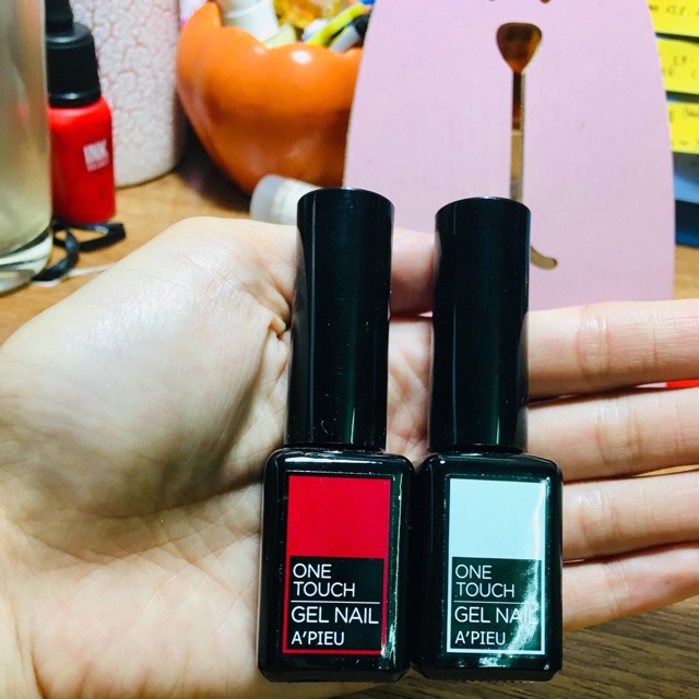 Sơn móng One Touch Gel Nail