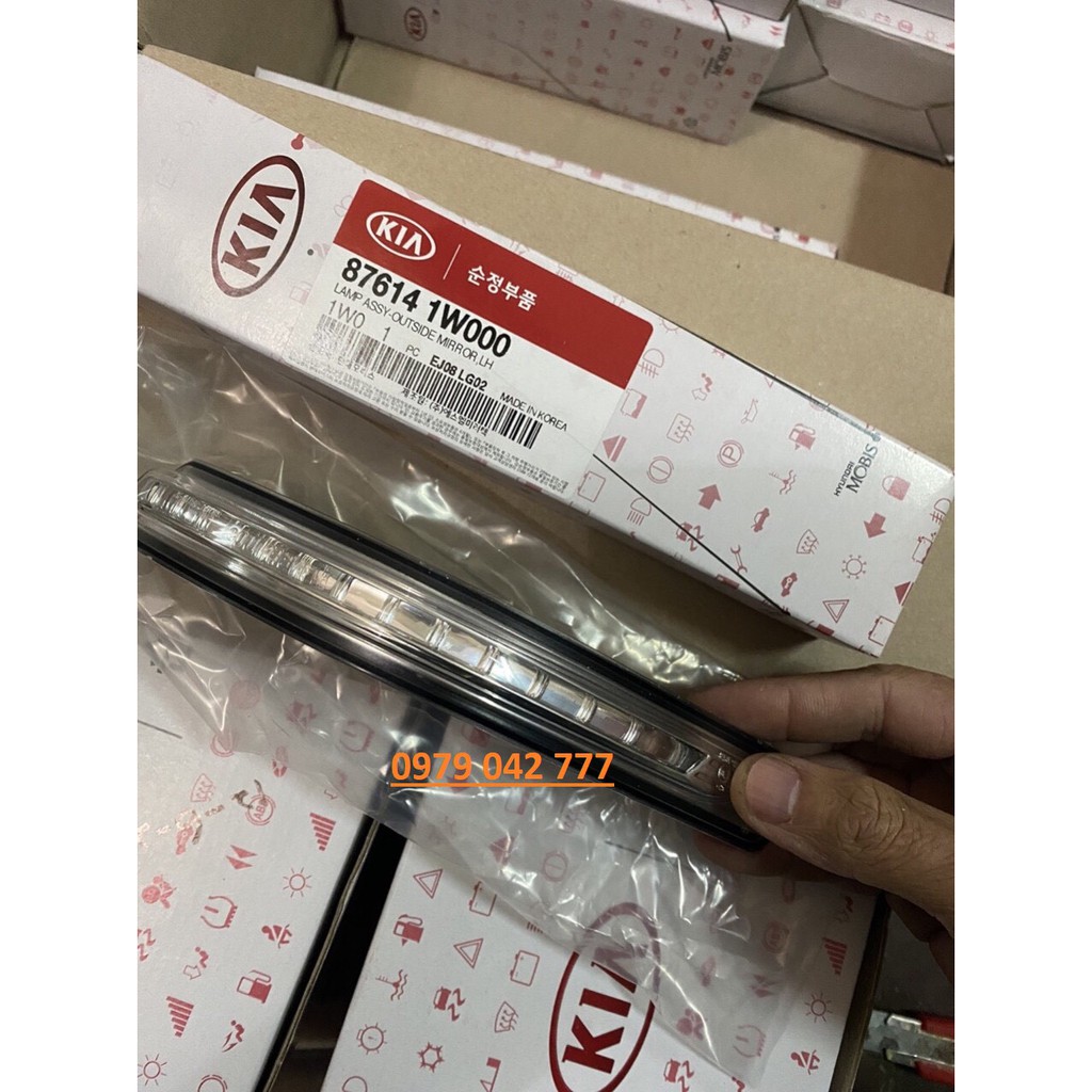 Đèn xin nhan gương Kia Rio