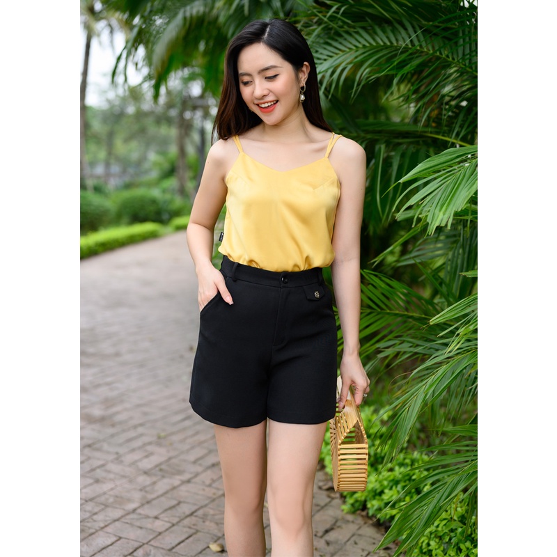 Quần short nữ LOZA màu đen - LQ03112