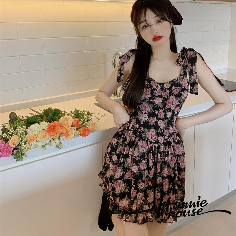 Đầm mini hai dây không tay in họa tiết hoa phối diềm xếp nếp dành cho nữ