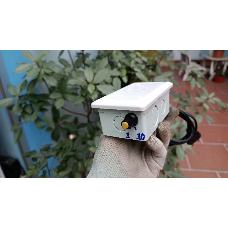Ổ điện điều chỉnh tăng giảm điện 220v cho máy mài,nồi cơm