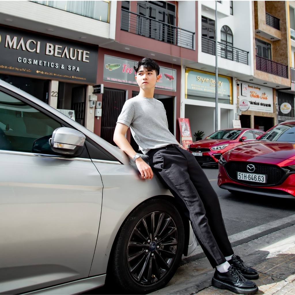 Áo thun nam cổ tròn DUSA vải Cotton co giãn,dày dặn, kích cỡ vừa vặn DS01 | BigBuy360 - bigbuy360.vn