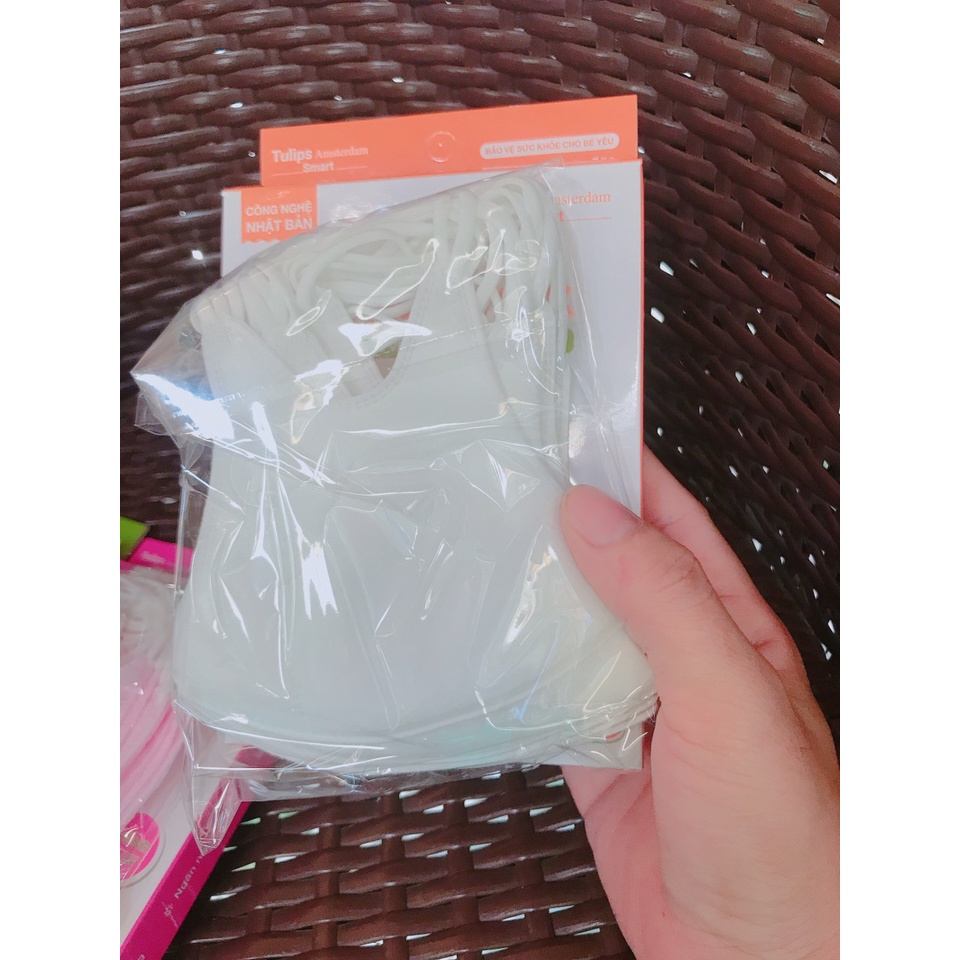 Khẩu trang em bé kids face mask hộp 10 cái (cho bé từ 6 tháng trở lên)