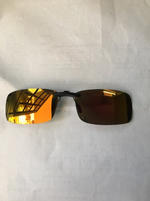 Kẹp kính râm thời trang + hộp bảo vệ (có video) | BigBuy360 - bigbuy360.vn