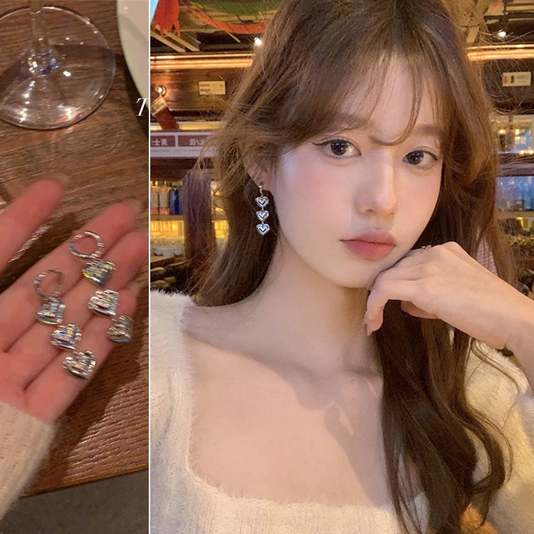 Khuyên Tai Dáng Dài Hình Trái Tim Phong Cách Mới Thời Trang 2022 Dễ Phối Đồ Cho Nữ