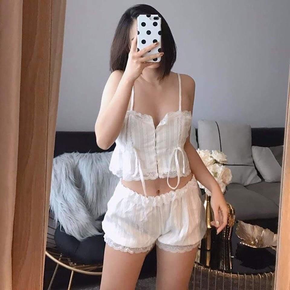 Bộ đồ ngủ sexy quần đùi áo croptop hai dây gợi cảm