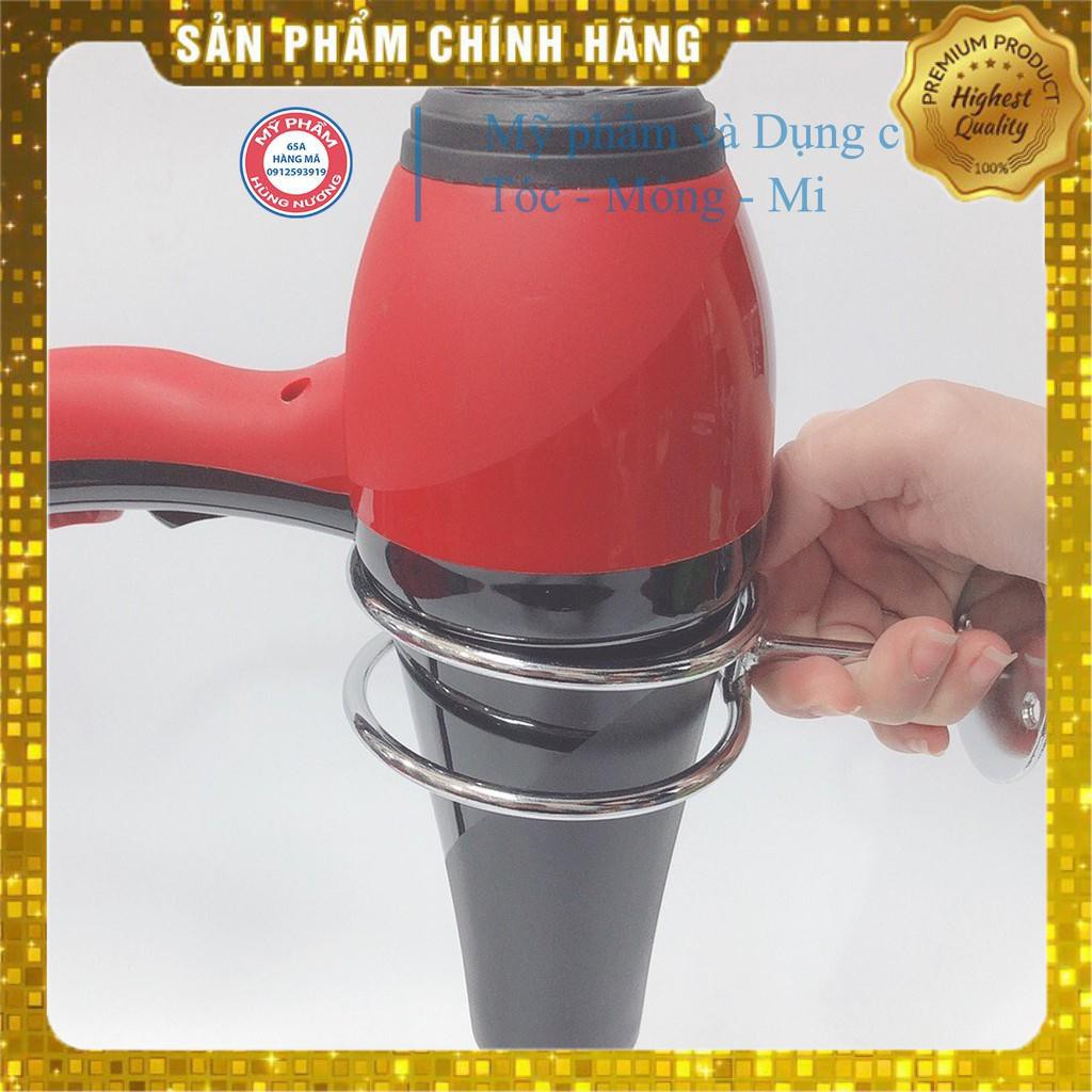 Cắm máy sấy treo tường đa dạng