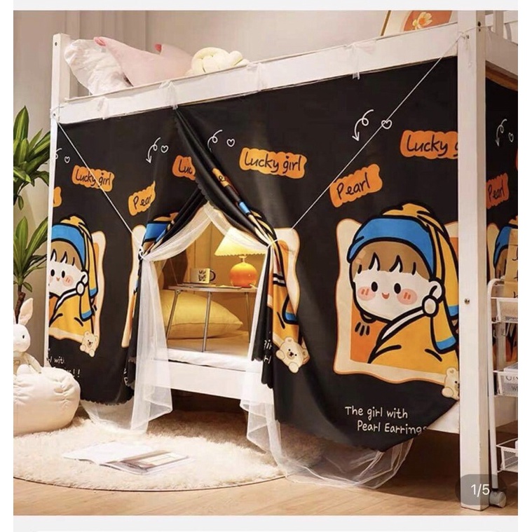 Rèm giường tầng kết hợp hai lớp chống muỗi dễ thương.
