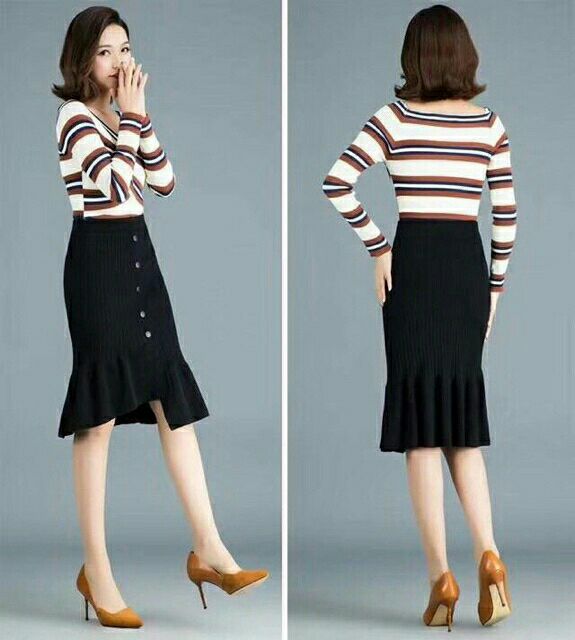 Chân váy len dáng dài đuôi cá lệch đính khuy QC | BigBuy360 - bigbuy360.vn
