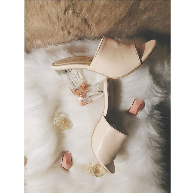 Freeship 99k TQ_Giày Sục mika