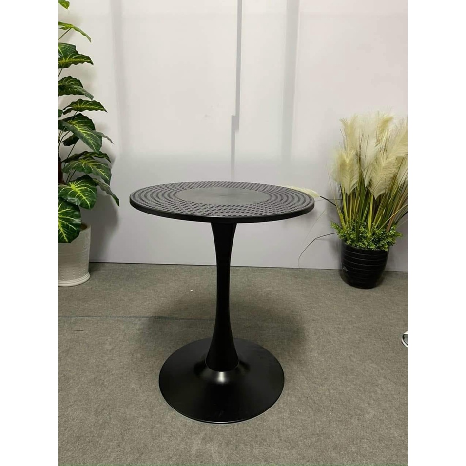 Bàn Cafe Eames Chân Trụ Mâm Tròn Tulip Mặt Bàn Nhựa Thủng Lỗ Nhiều màu Havaco 01